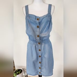 Love Tree Women's Medium Denim Dress